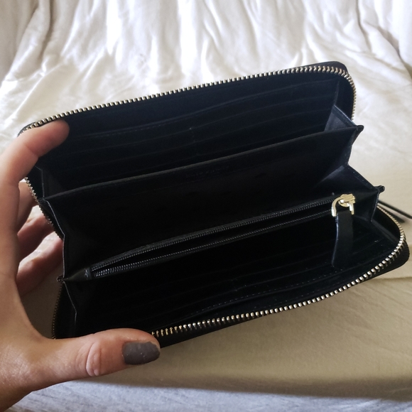 Kate Spade Wallet - Picture 3 of 3